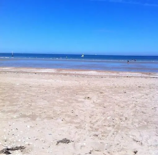 Daire Flat 400 M From & Center Cabourg