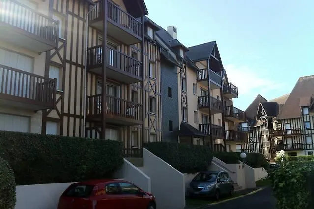 Flat 400 M From & Center Daire Cabourg